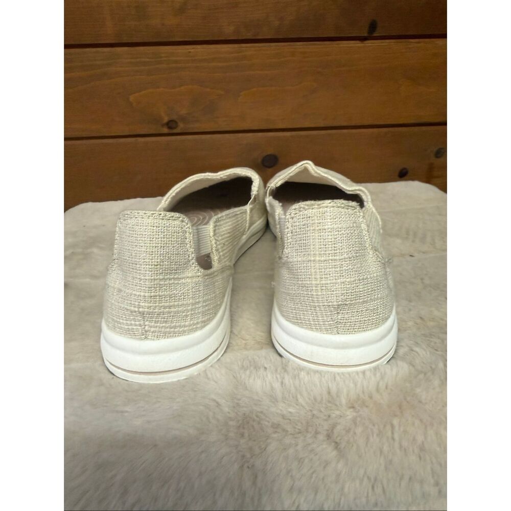 Clarks Women's Cloudsteppers Breeze Step II slip-on sneakers natural Sz 8.5 - Picture 3 of 7